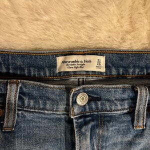 Abercrombie ankle straight ultra high rise jean